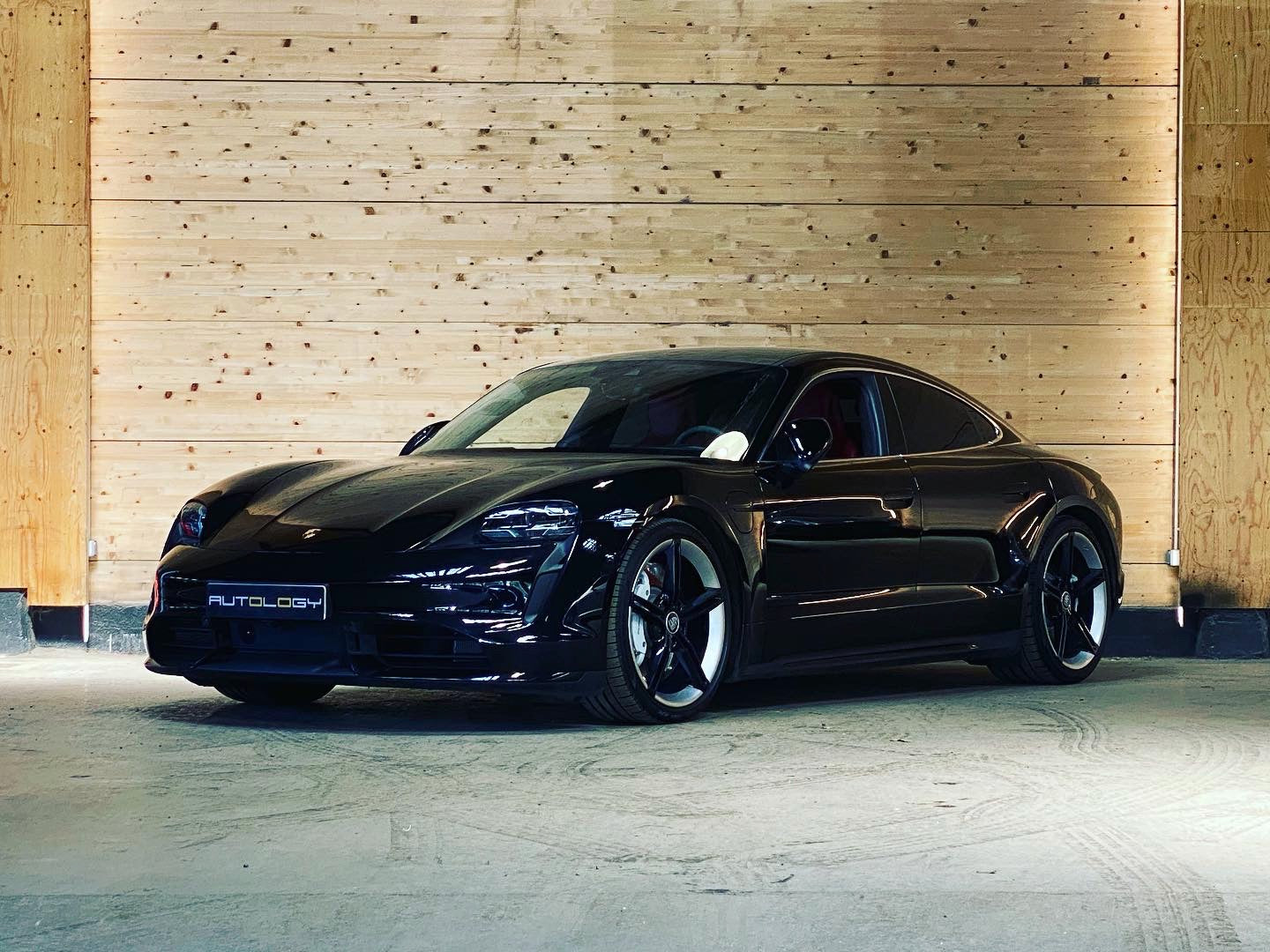 Porsche Taycan Turbo