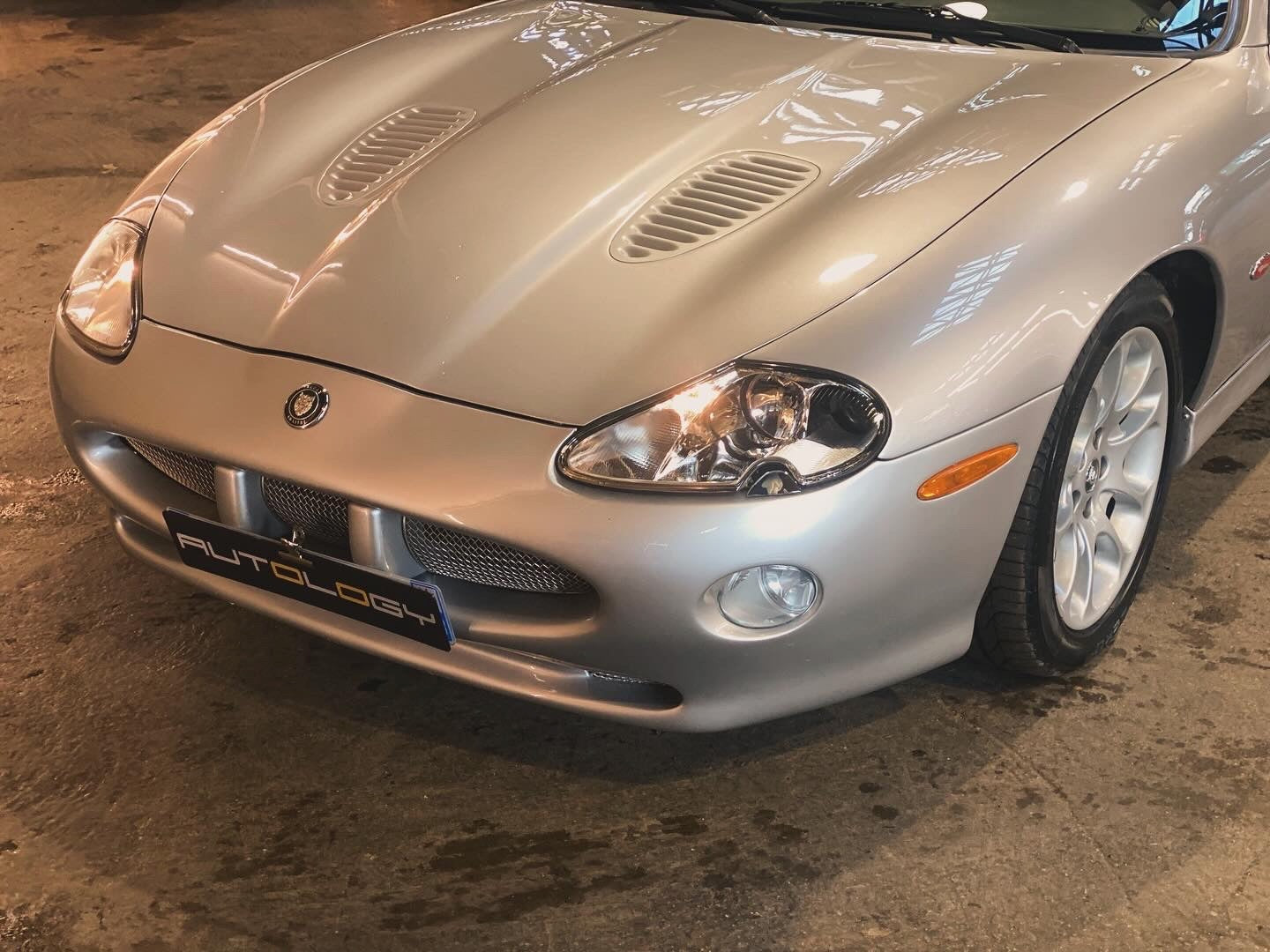 JAGUAR XKR CONVERTIBLE V8 4.0