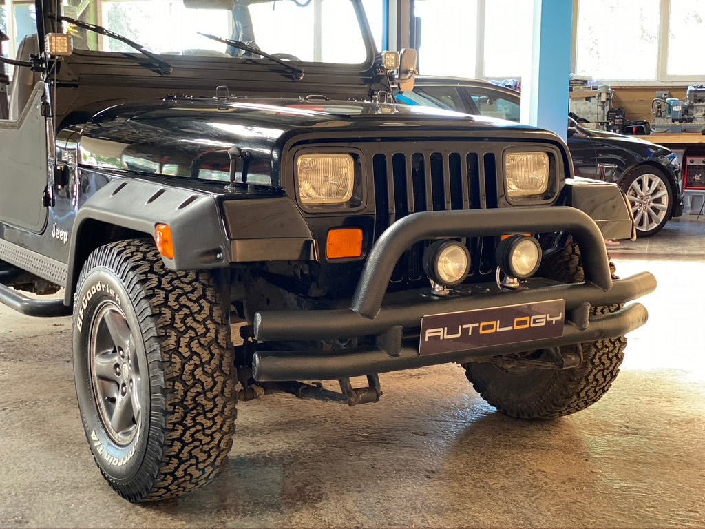 Jeep Wrangler YJ 2.5