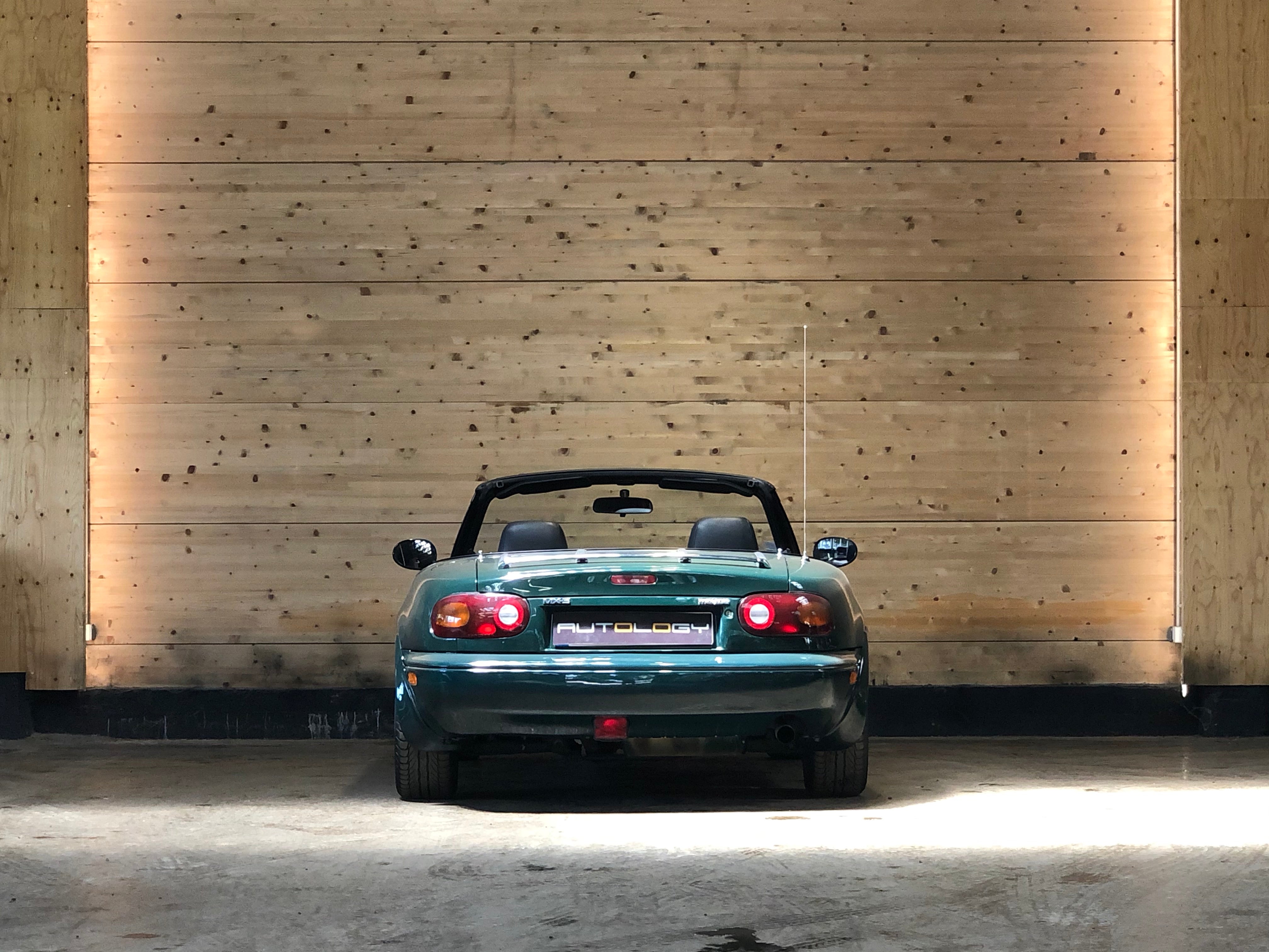 Mazda MX-5 1.6 90ch