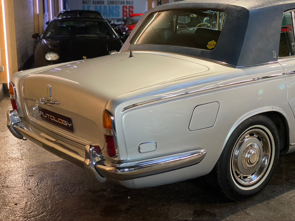 Rolls Royce Silver Shadow LWB (with division)