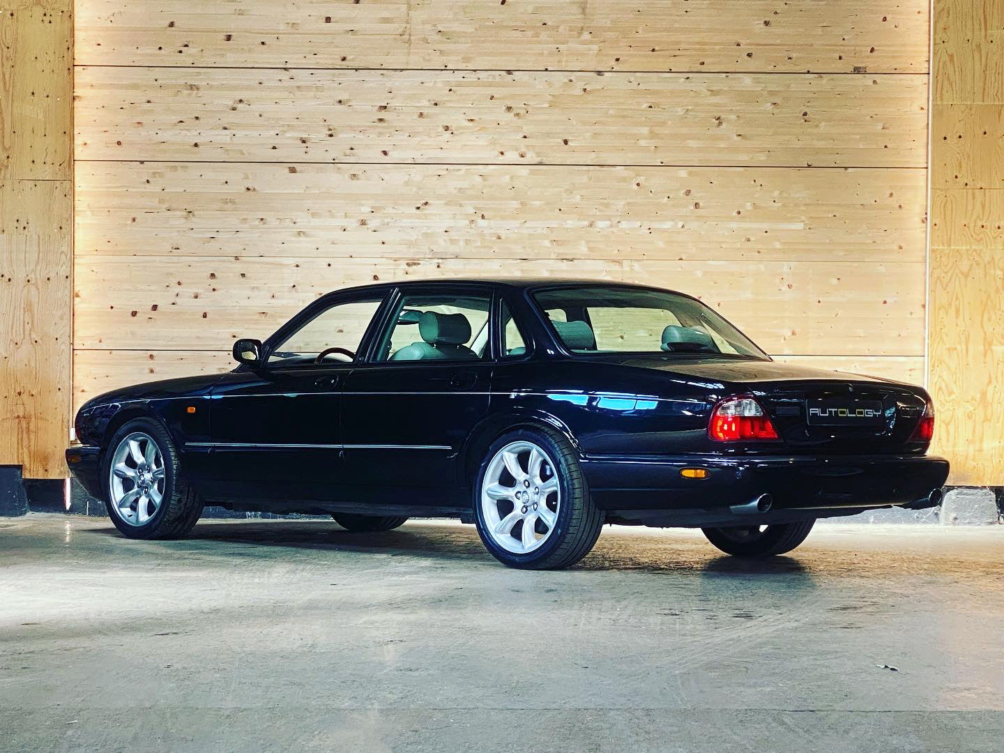 Jaguar XJR 4.0 375ch