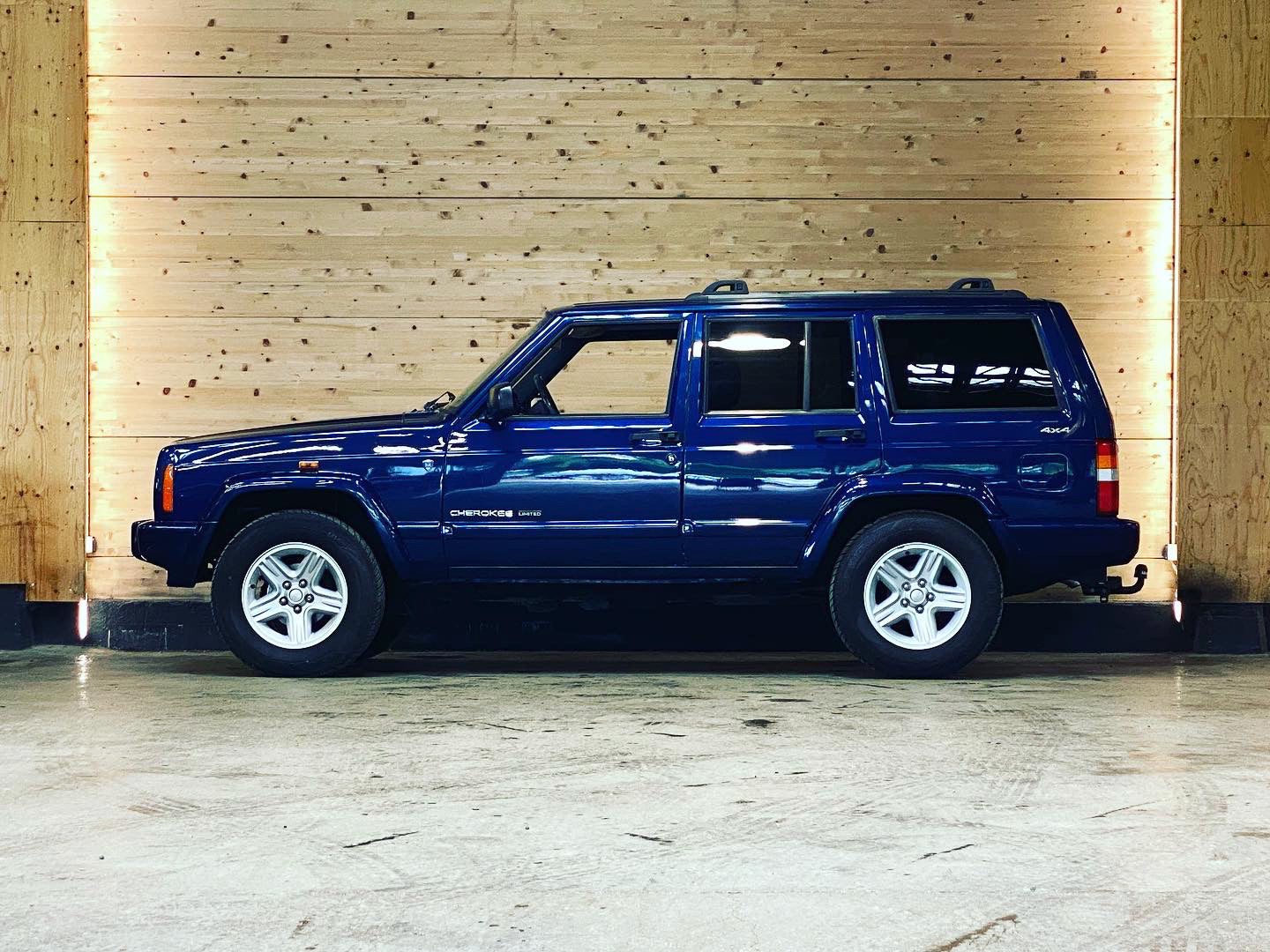 Jeep Cherokee 4.0 Limited XJ.2