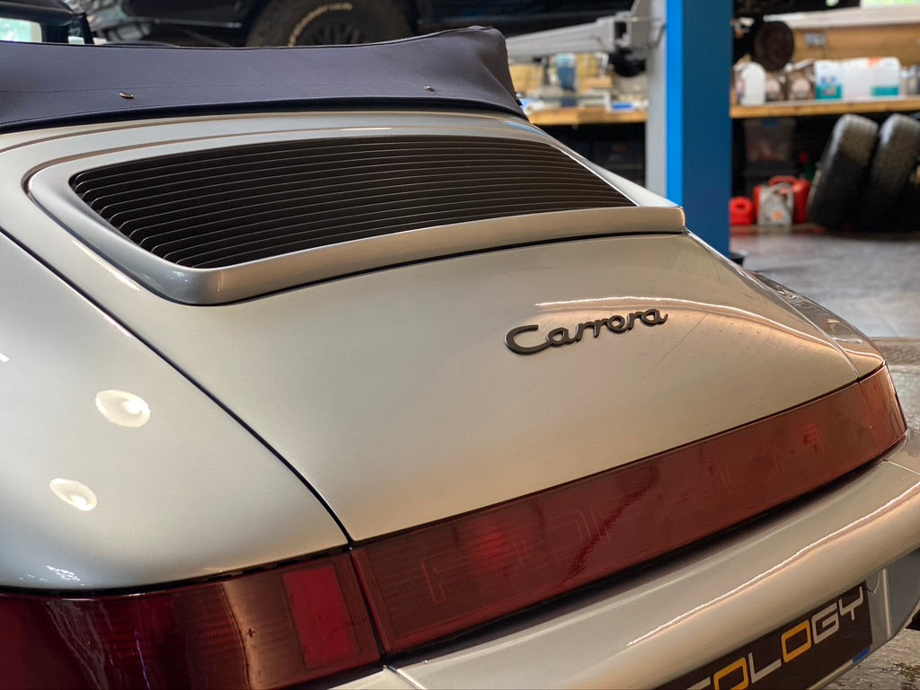 Porsche 964 Carrera 2 Cabriolet