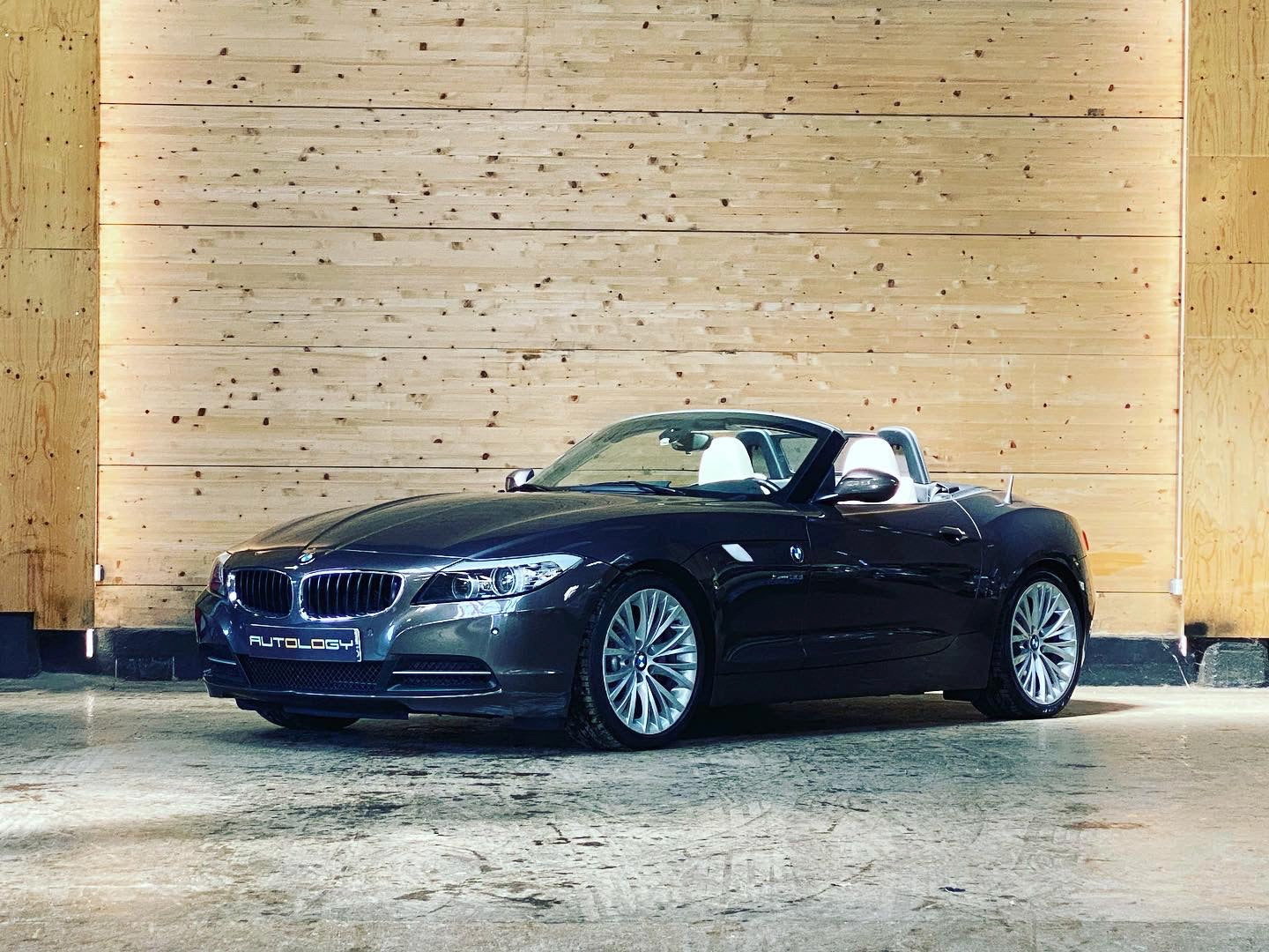 BMW Z4 sDrive 3.0iA Luxe Roadster