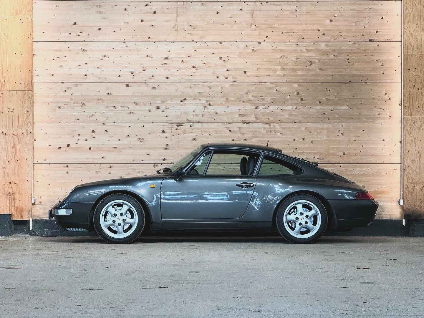 Porsche 993 Carrera 4