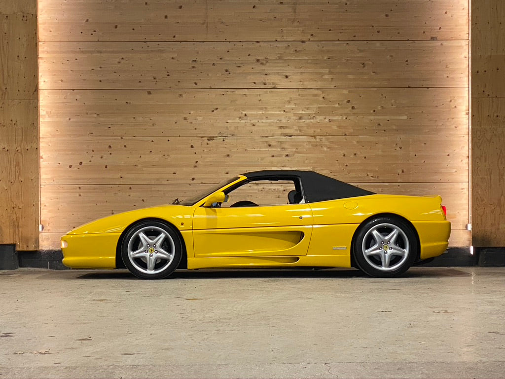 Ferrari F355 Spider BVM6