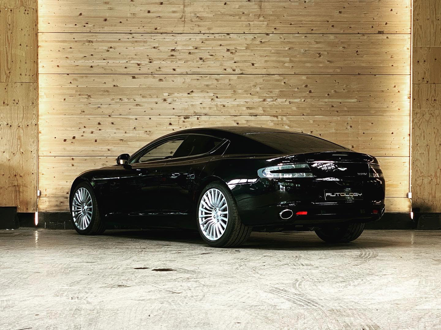 Aston Martin Rapide