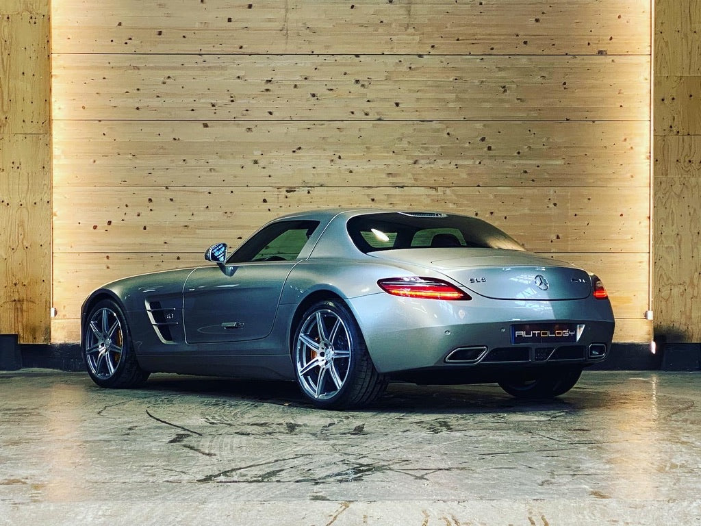 Mercedes SLS AMG