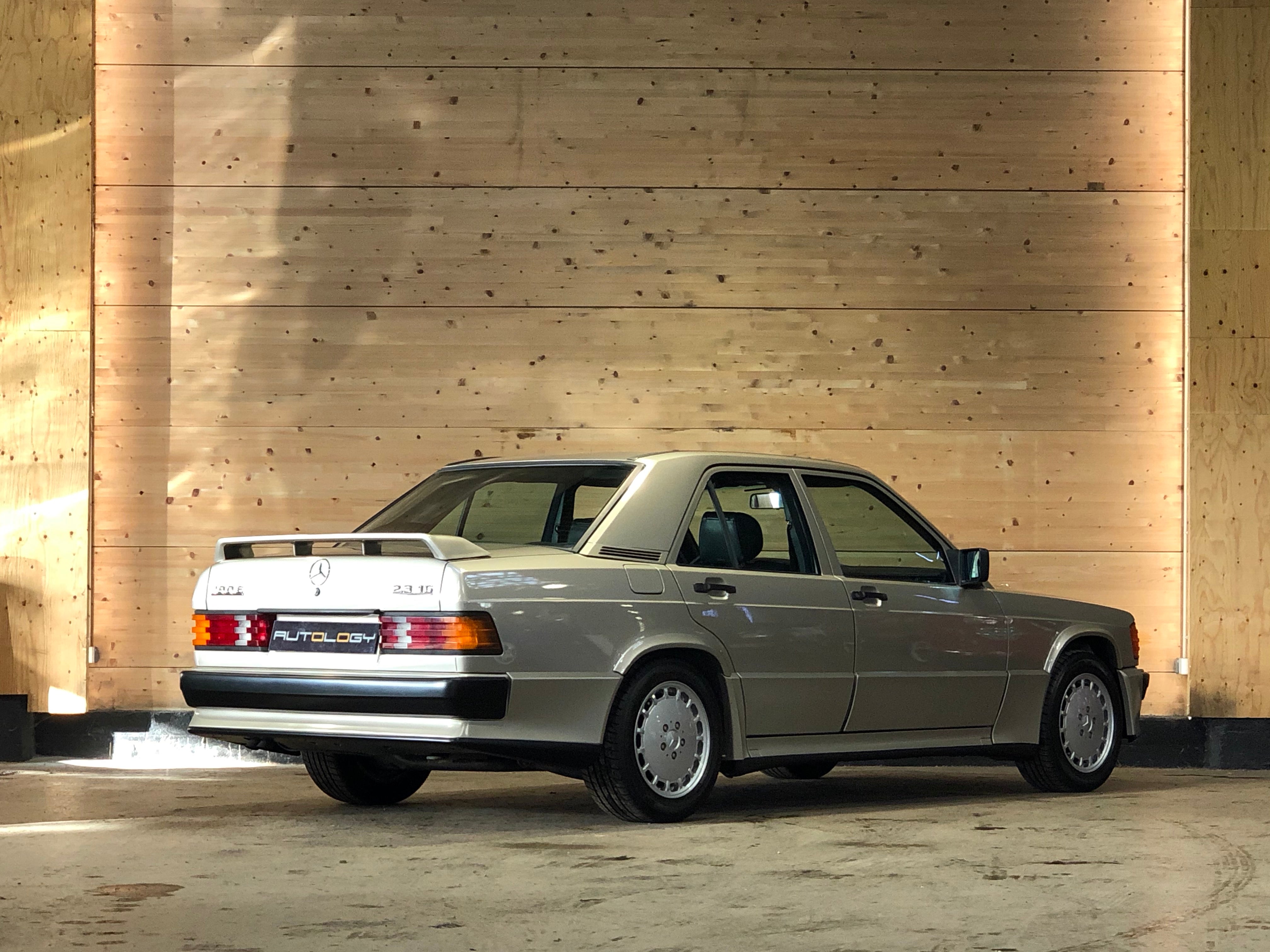 Mercedes 190 E 2.3-16