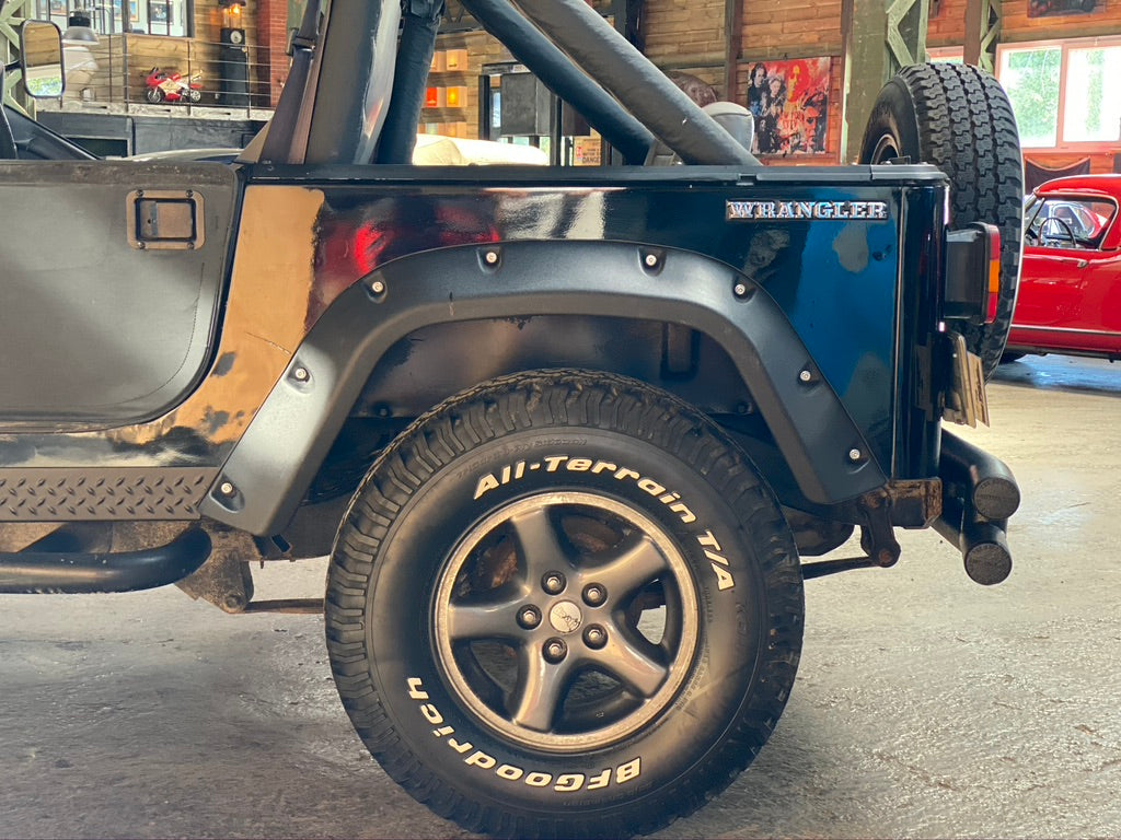 Jeep Wrangler YJ 2.5