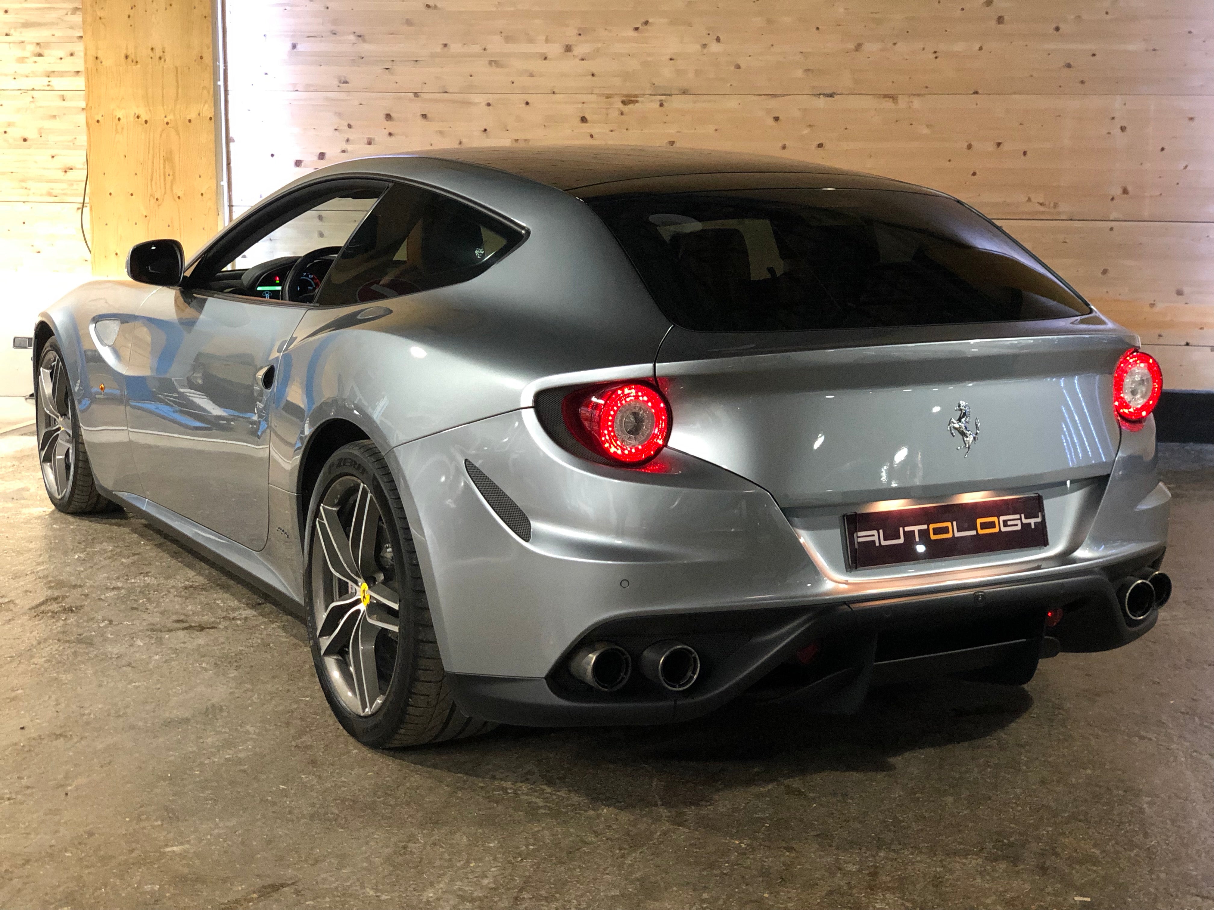 Ferrari FF