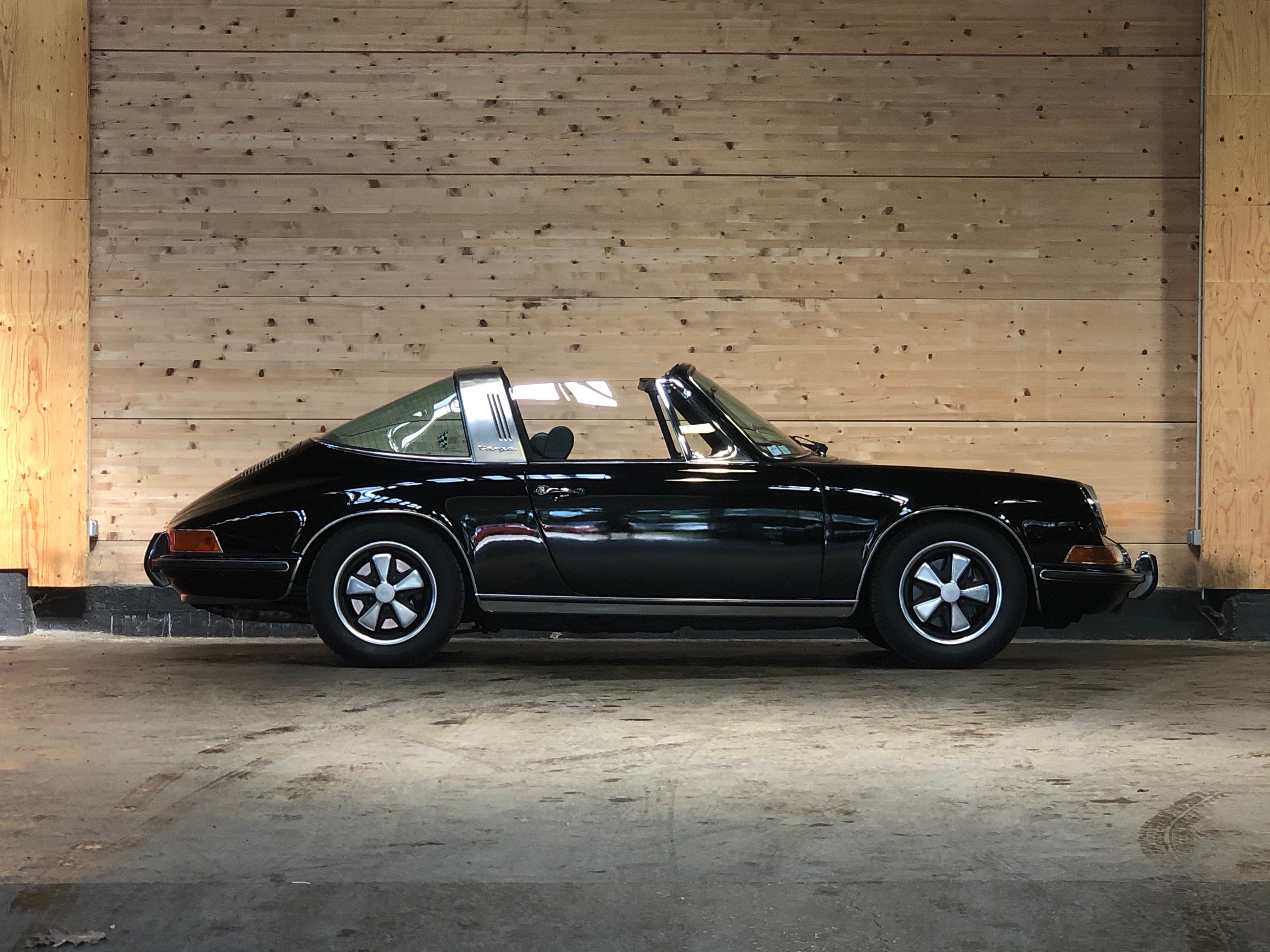 Porsche 911 2.2S Targa