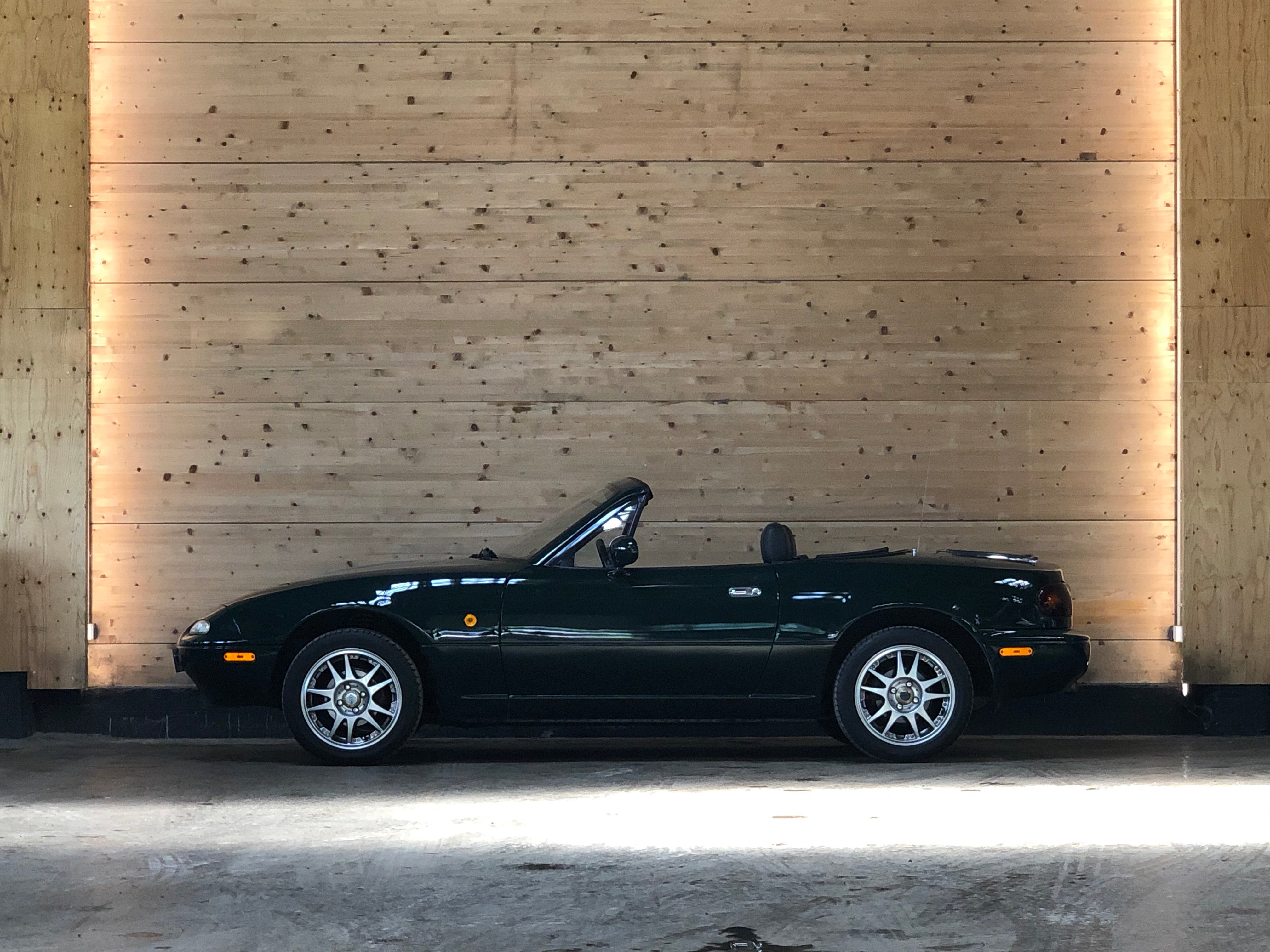 Mazda MX-5 1.6 90ch