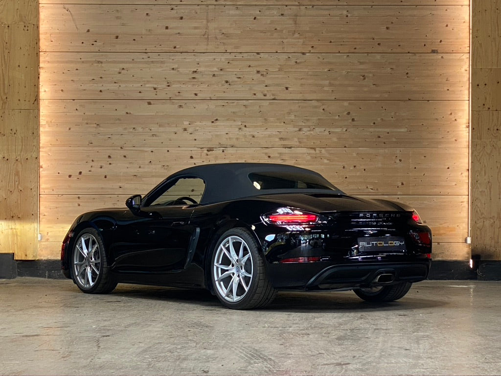 Porsche 718 Boxster