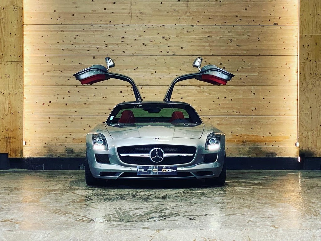 Mercedes SLS AMG