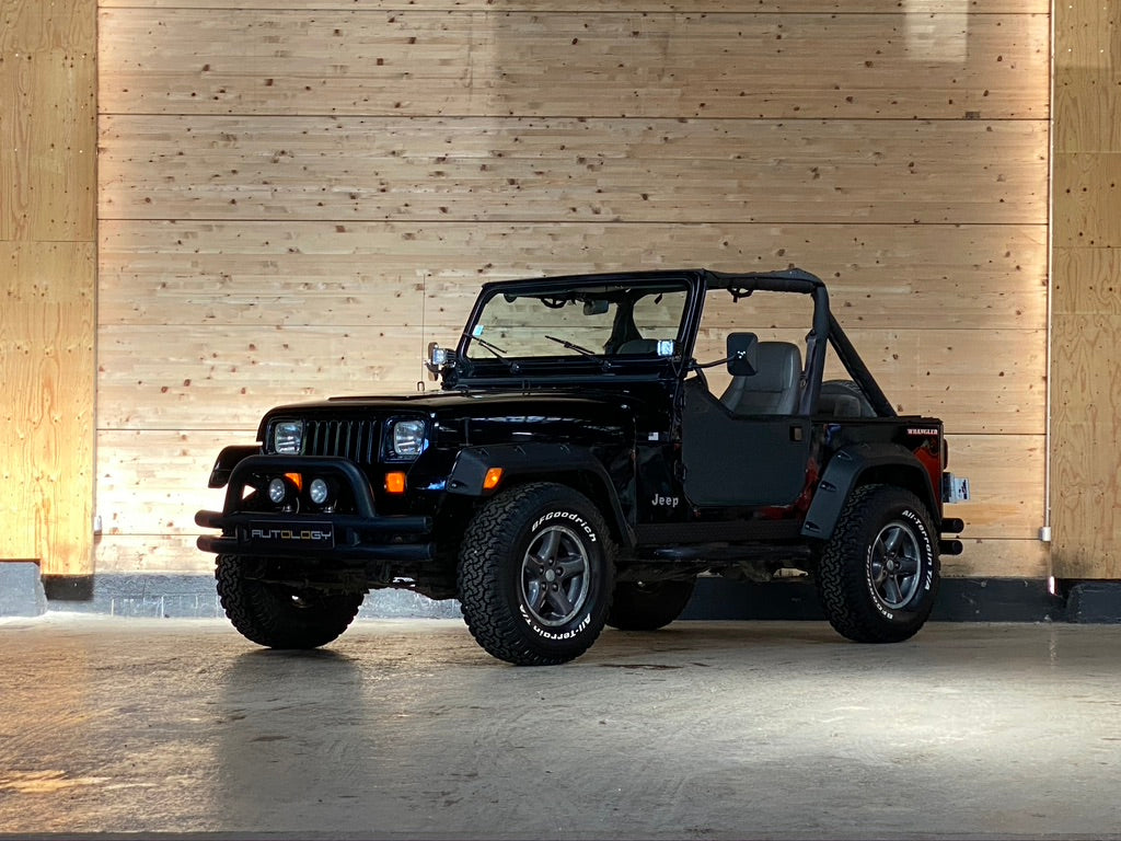 Jeep Wrangler YJ 2.5