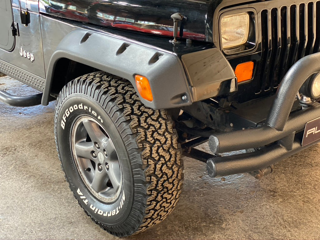 Jeep Wrangler YJ 2.5