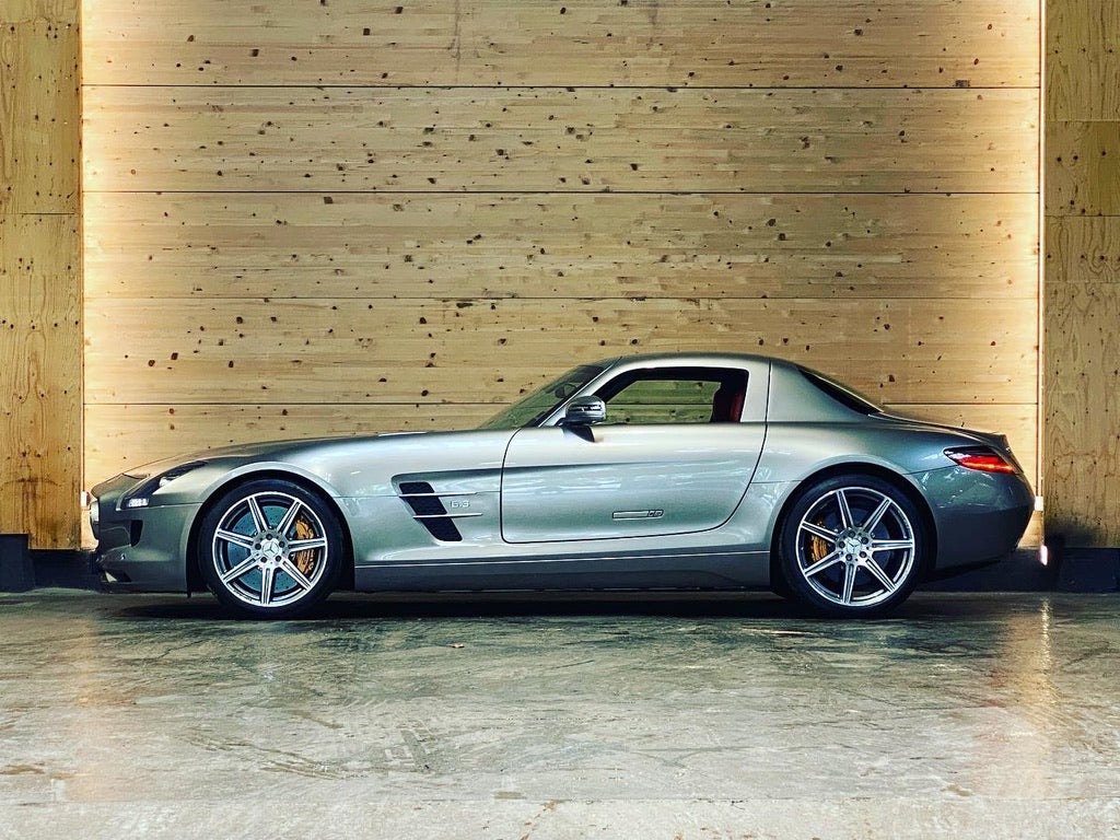 Mercedes SLS AMG