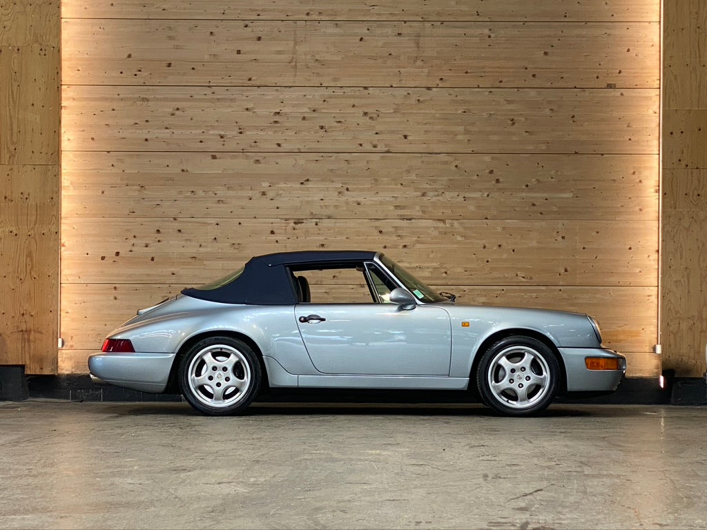 Porsche 964 Carrera 2 Cabriolet