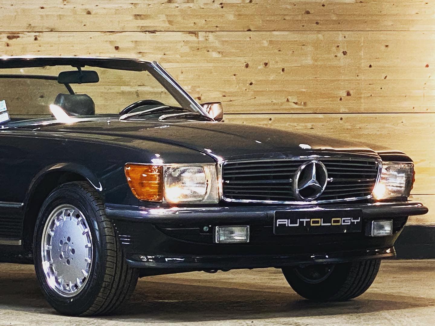 Mercedes 560 SL