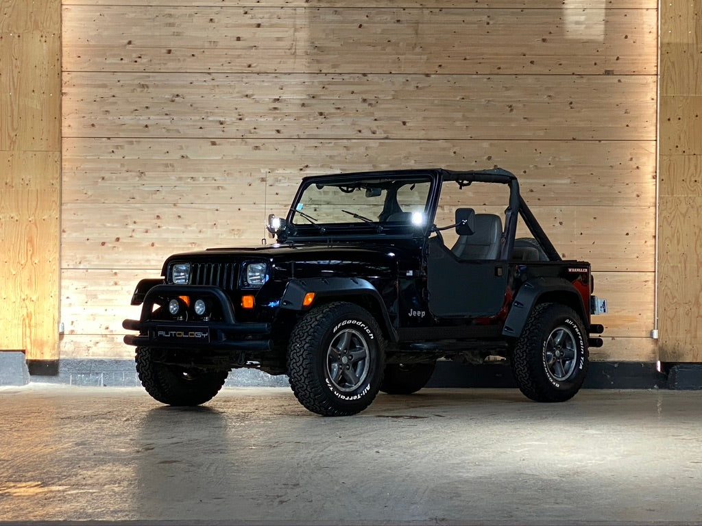 Jeep Wrangler YJ 2.5