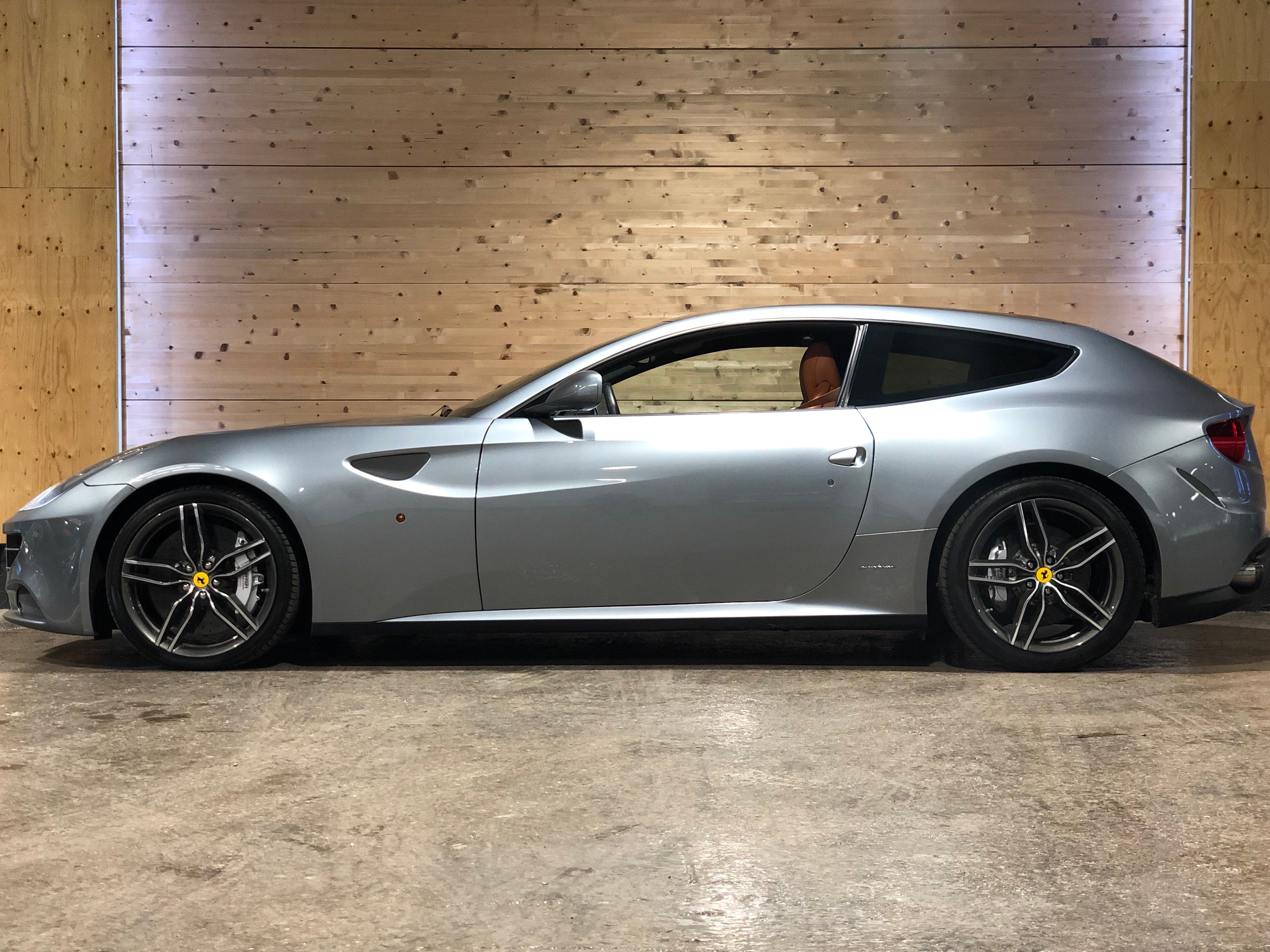 Ferrari FF