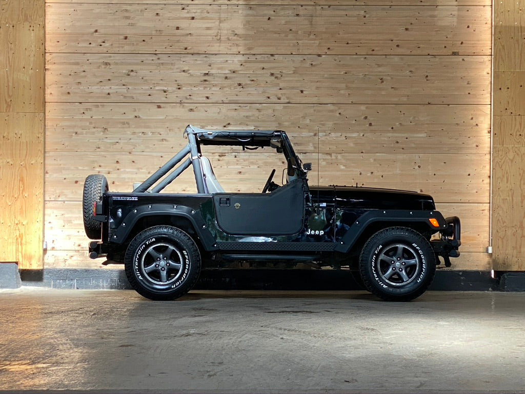 Jeep Wrangler YJ 2.5