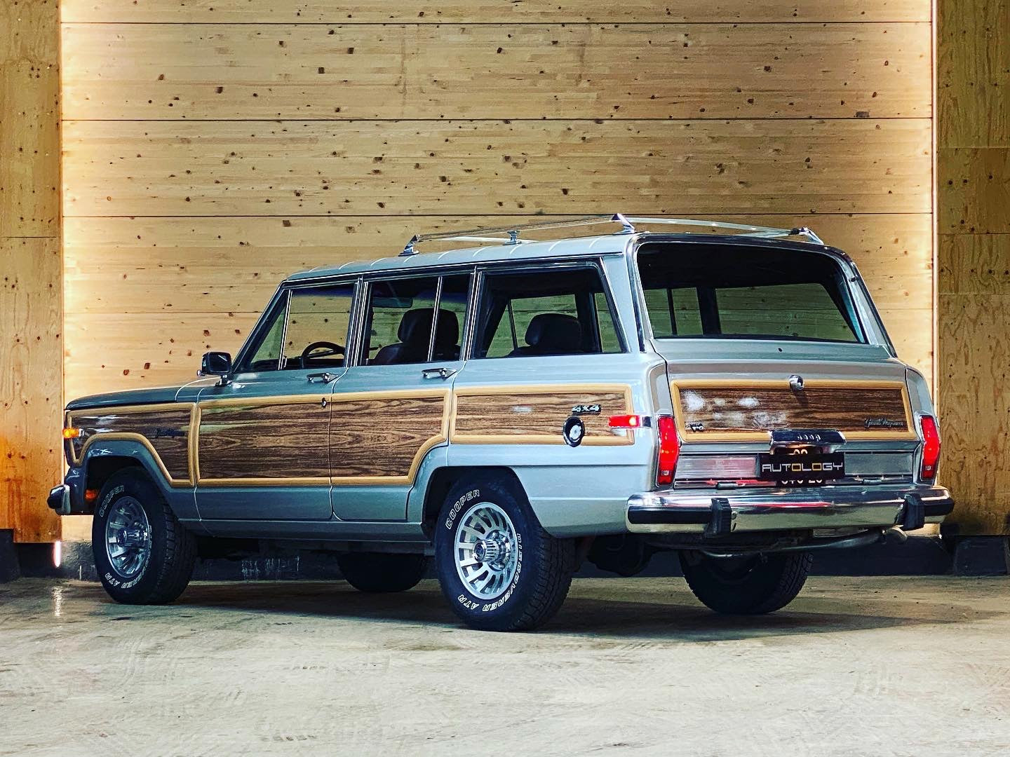 Jeep Grand Wagoneer "Final Edition"