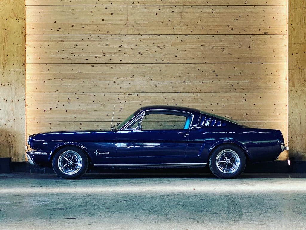 Ford Mustang Fastback V8 289 BVA