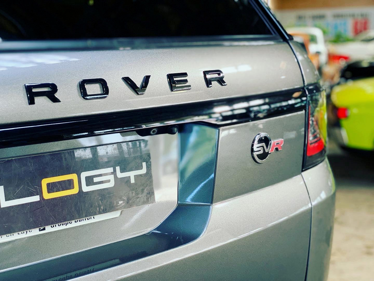 Land Rover Range Rover Sport SVR