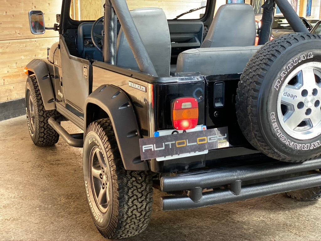 Jeep Wrangler YJ 2.5