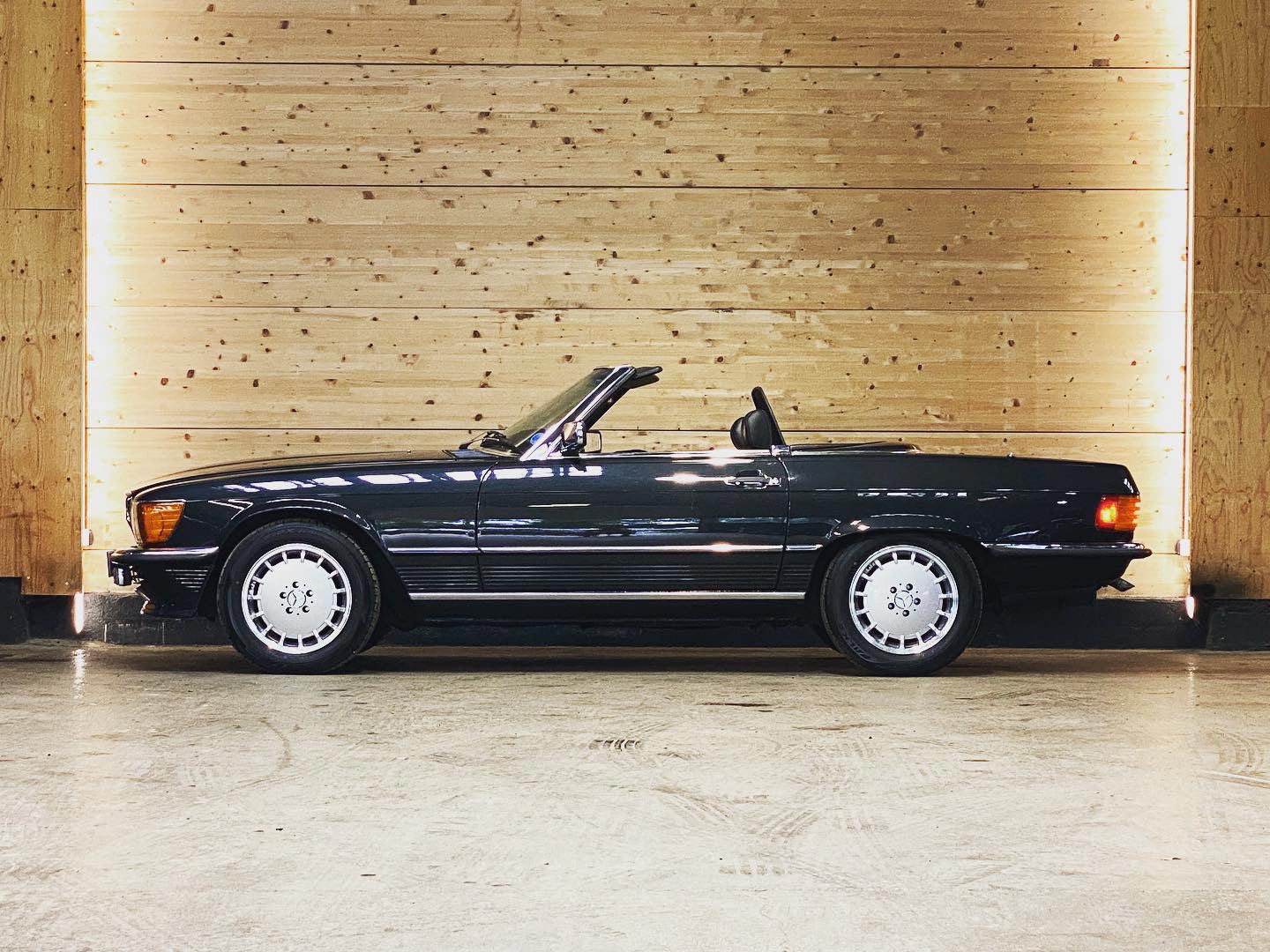 Mercedes 560 SL