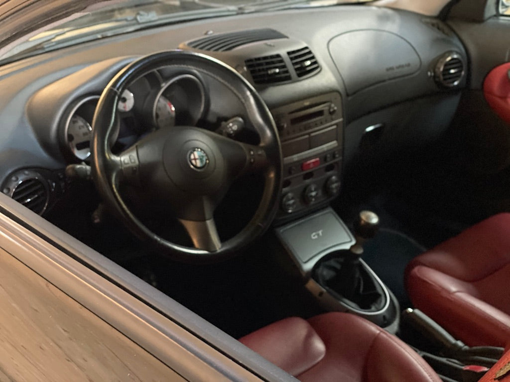 Alfa Romeo GT V6 3.2 24V