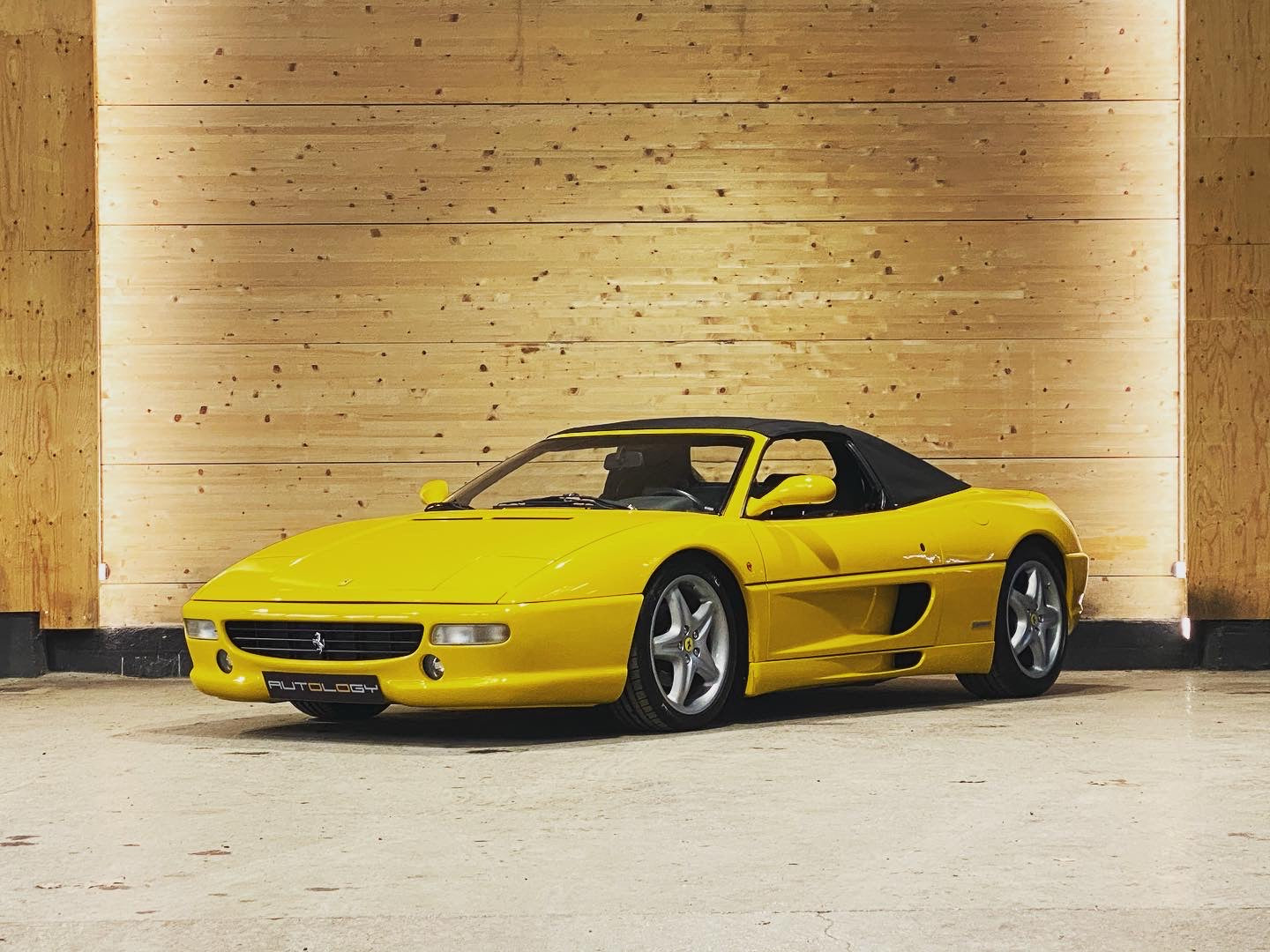 Ferrari F355 Spider BVM6