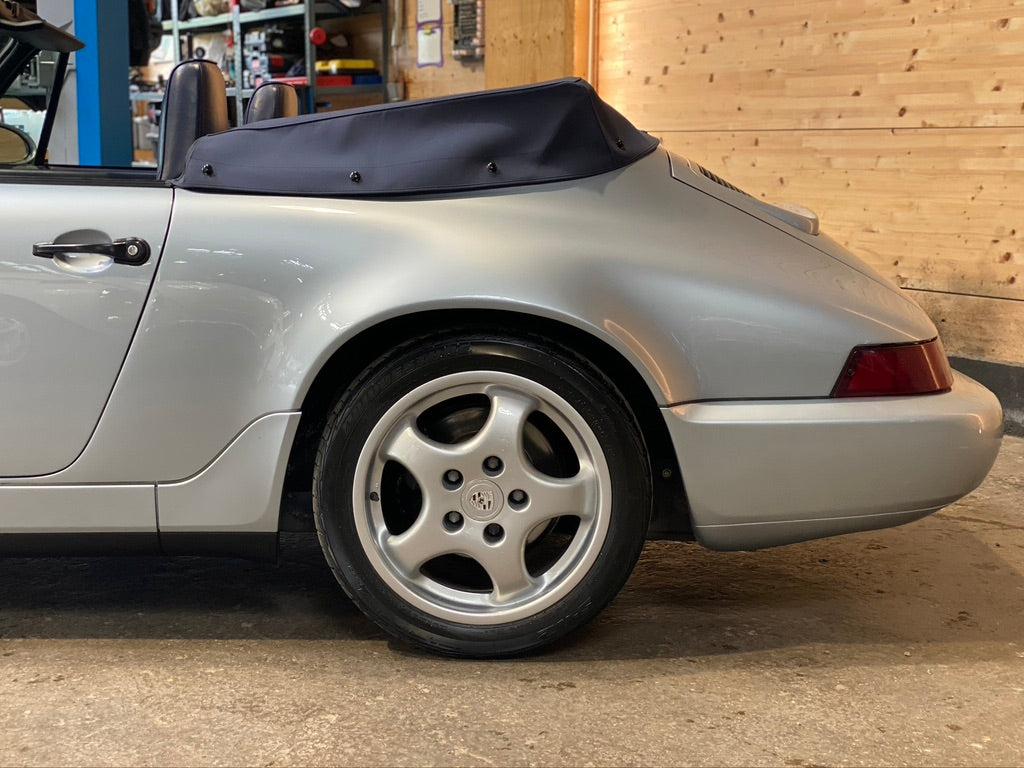 Porsche 964 Carrera 2 Cabriolet