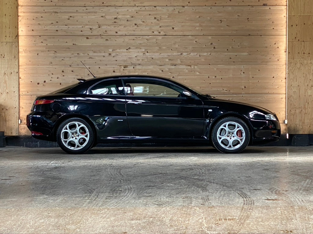 Alfa Romeo GT V6 3.2 24V