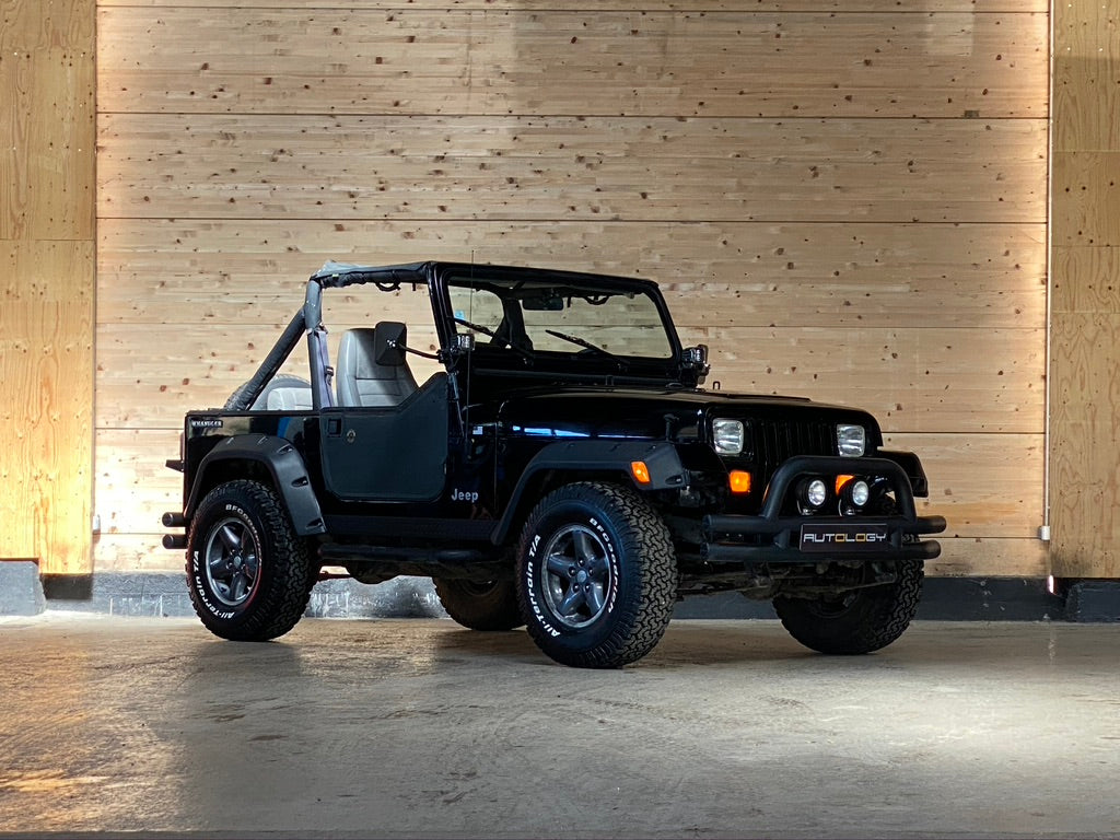 Jeep Wrangler YJ 2.5