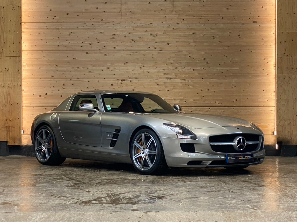 Mercedes SLS AMG