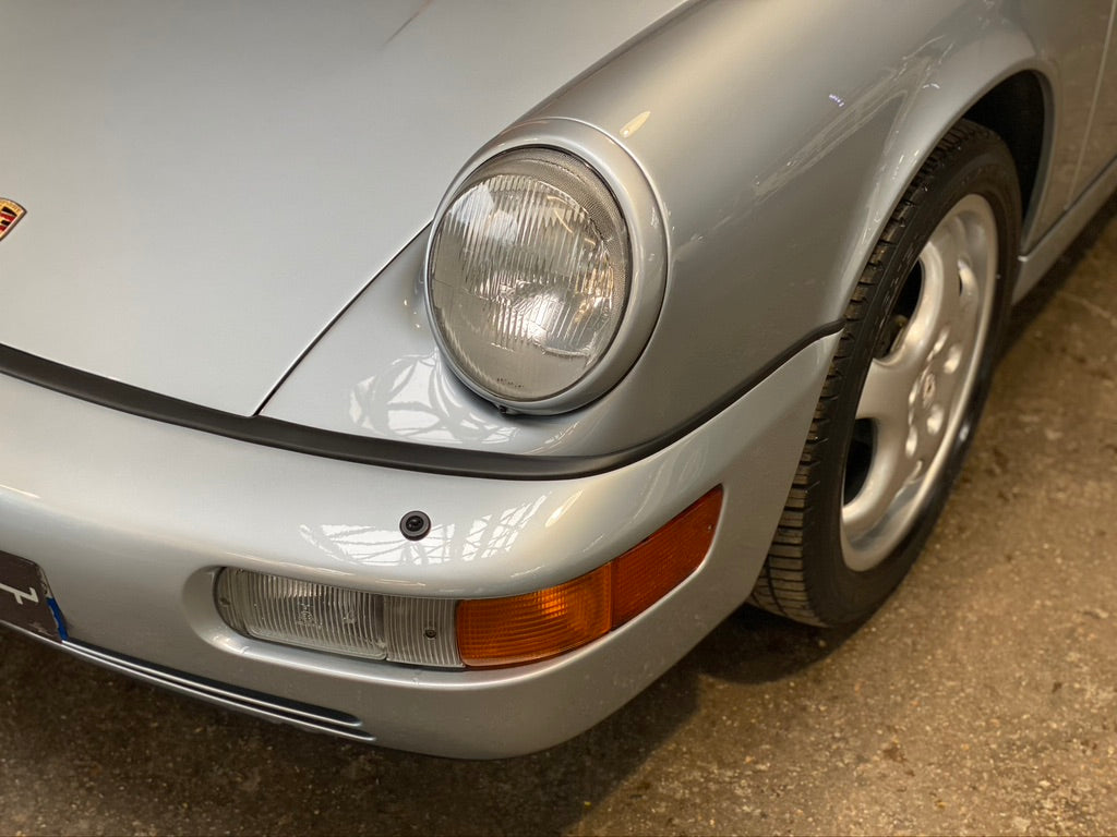 Porsche 964 Carrera 2 Cabriolet