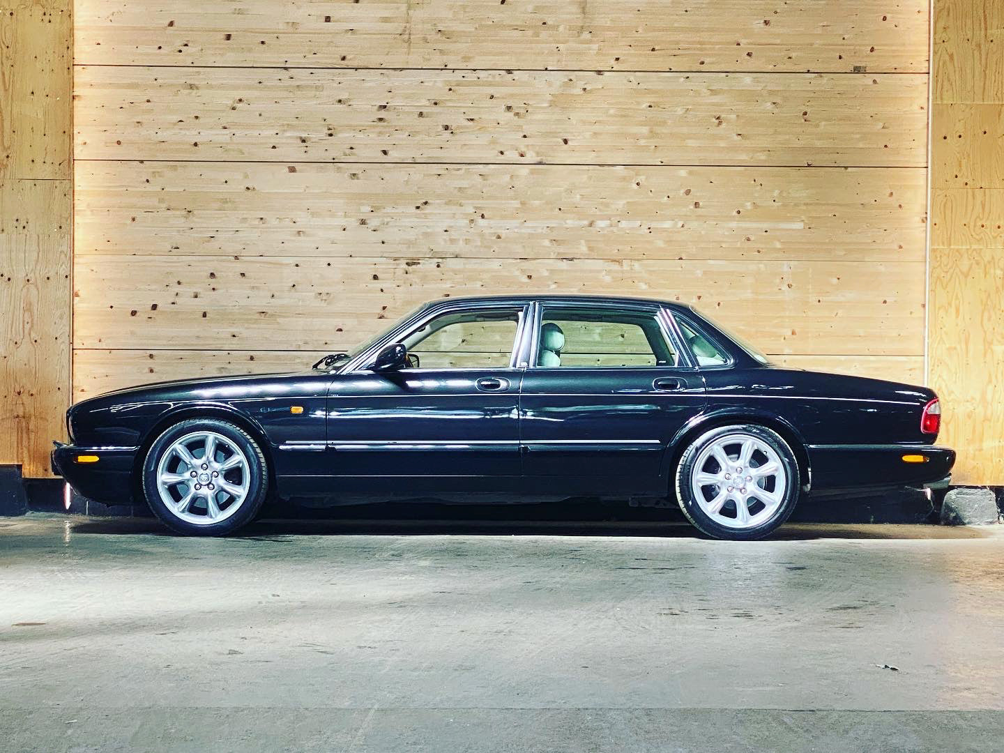 Jaguar XJR 4.0 375ch