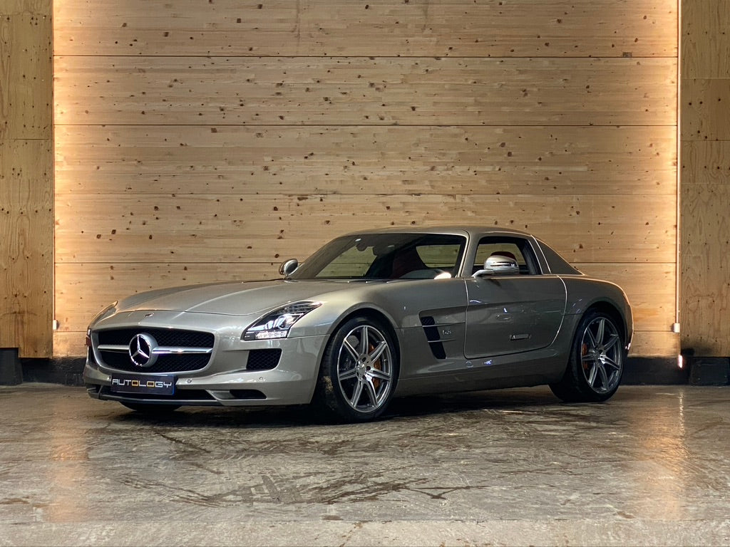 Mercedes SLS AMG