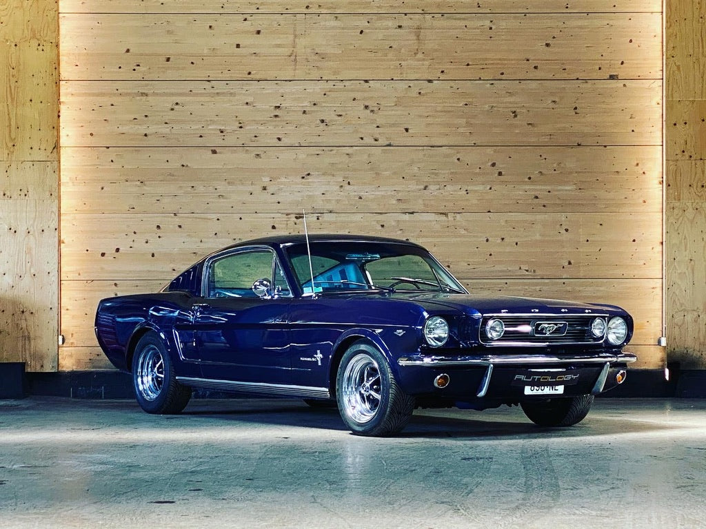 Ford Mustang Fastback V8 289 BVA