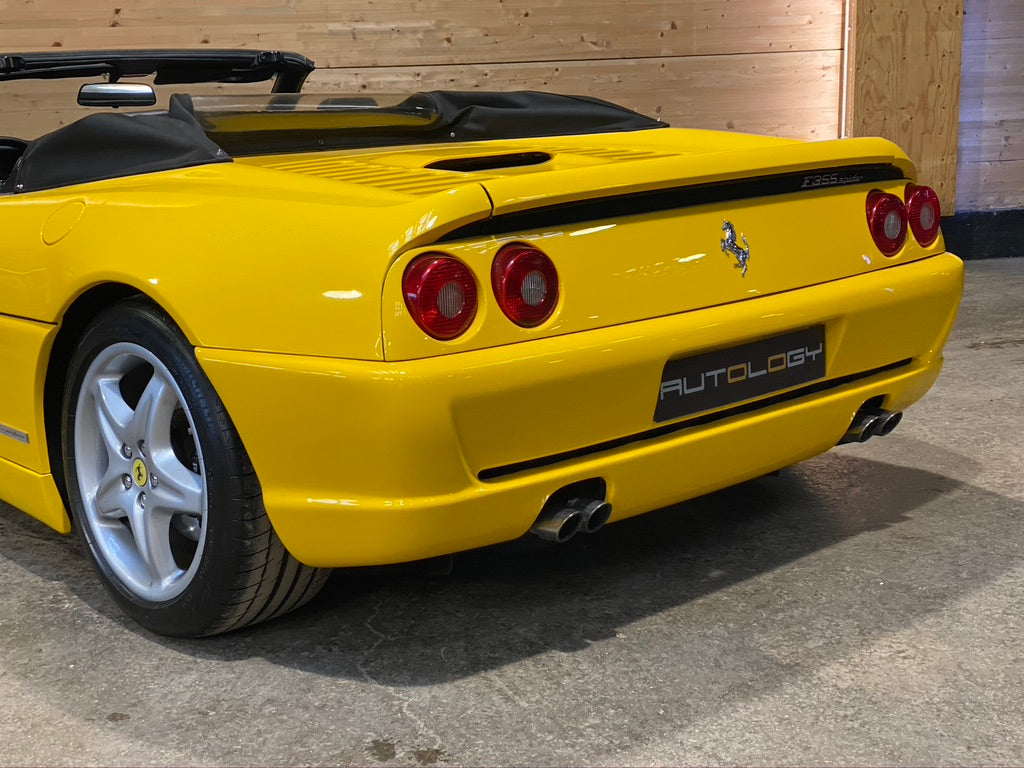 Ferrari F355 Spider BVM6