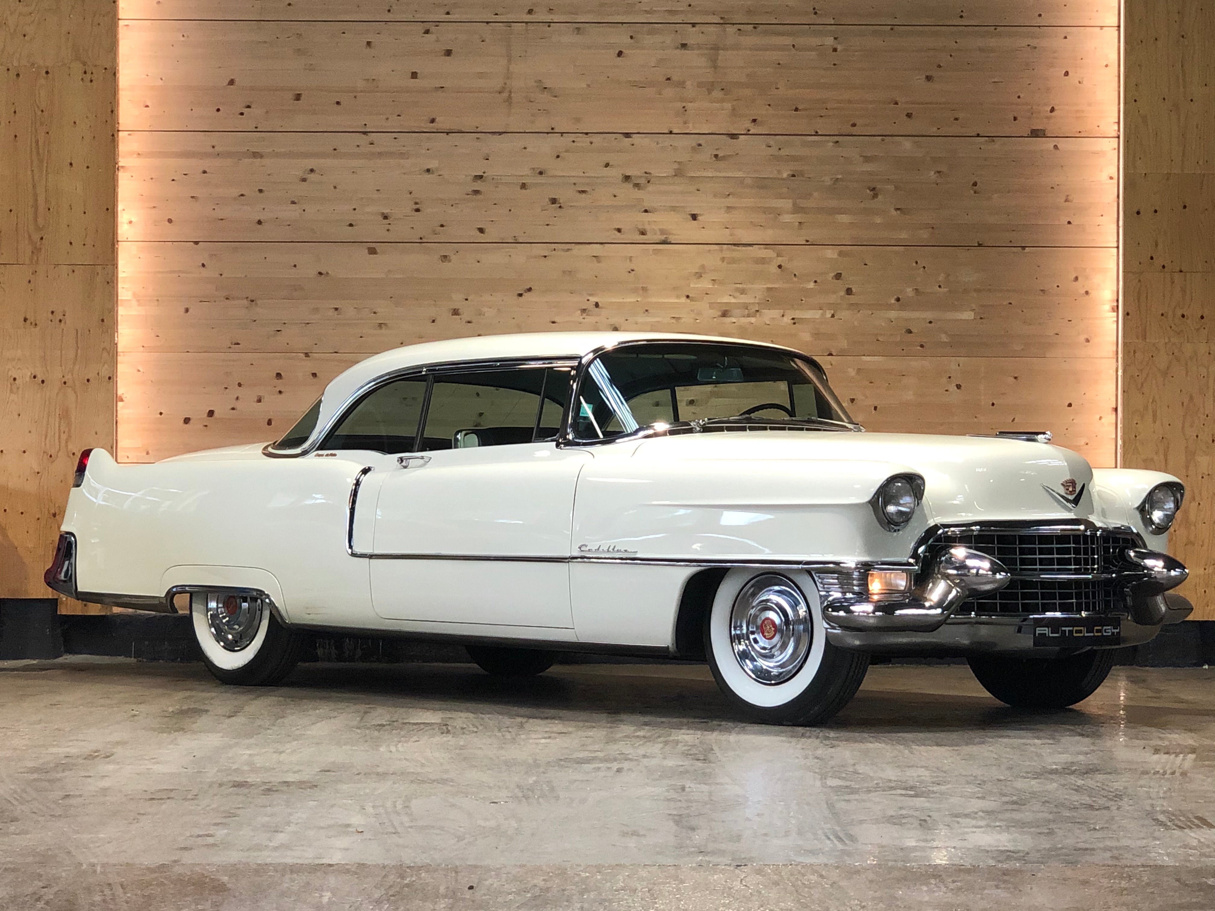 Cadillac Coupe Deville