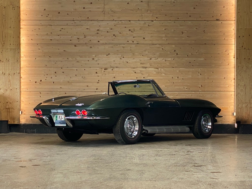 Chevrolet Corvette C2 Stingray Convertible V8 327ci