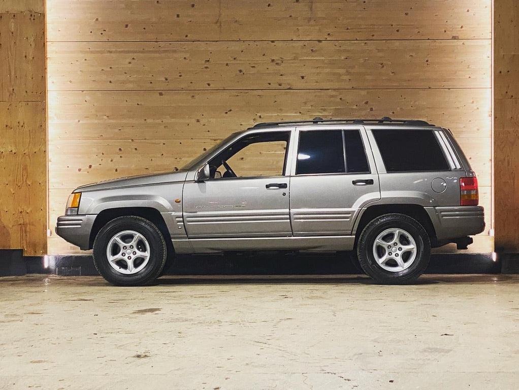 Jeep Grand Cherokee 5.9 Limited LX