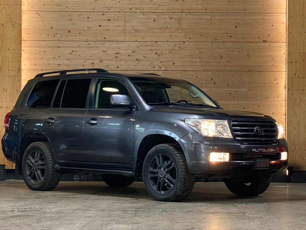 Toyota Land Cruiser Station Wagon 4.5 V8 D4-D Lounge