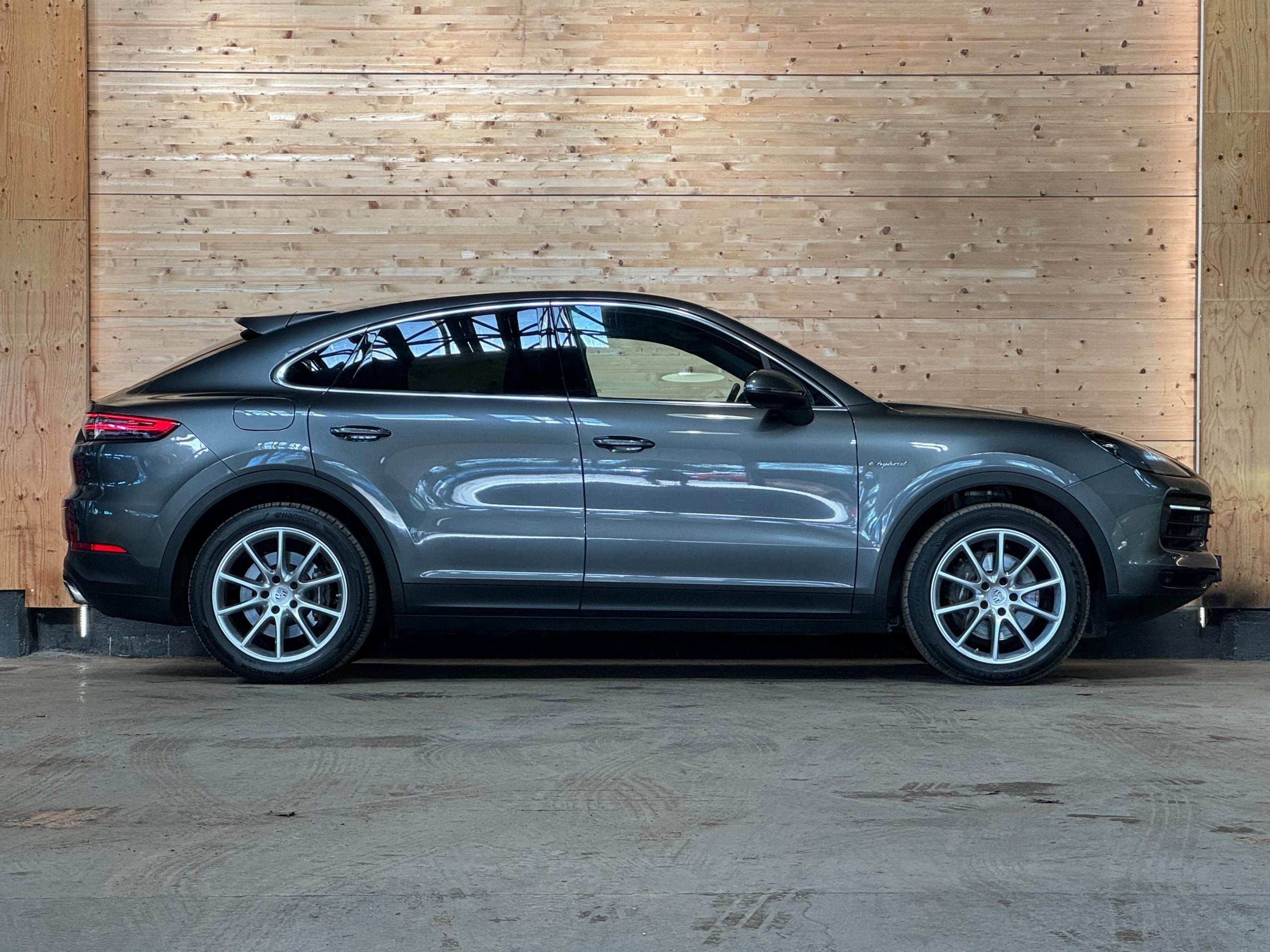 Porsche Cayenne E-Hybrid Coupe