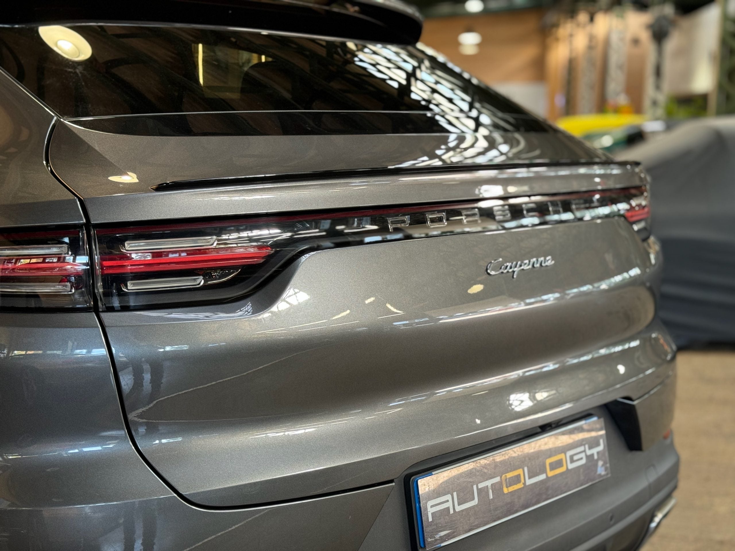 Porsche Cayenne E-Hybrid Coupe